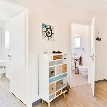 Sundblick Apartment Altefahr