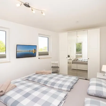 Apartment Sundblick Altefahr